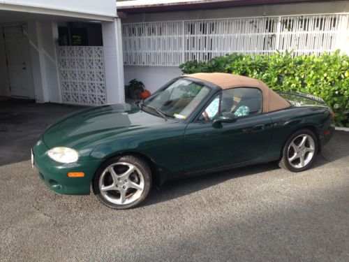 2001 mazda miata special edition british racing green 6-speed 61000 miles!