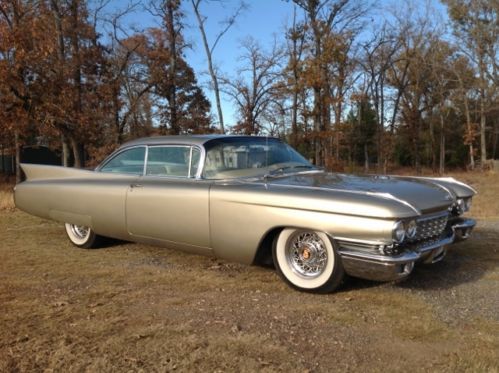 1960 cadillac coupe de ville series 62