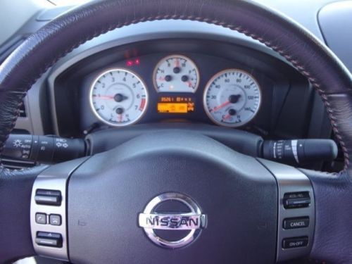 PRO-4X 5.6L CD 4X4 Locking/Limited Slip Differential Tow Hitch Tow Hooks A/C ABS, image 7