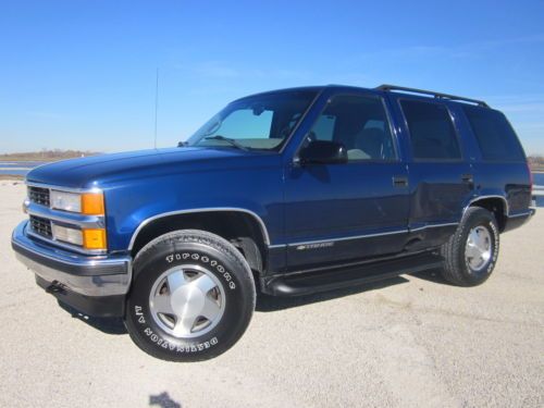 1999 chevy tahoe &#034;ls&#034; 4x4, minor damage, ez-fix . &#034;rebuildable salvage&#034;