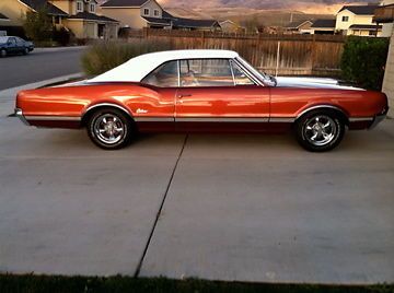 1966 oldsmobile cutlass - 2 door hardtop