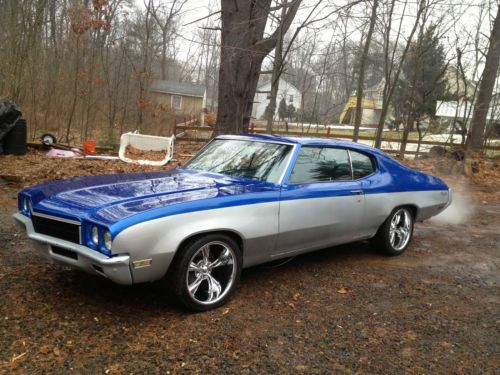 1972 buick skylark custom coupe 2-door 5.7l