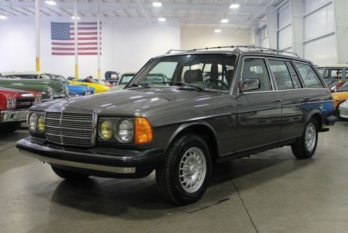 1985 mercedes 300td turbo diesel wagon only 37k miles!!