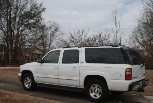 2005 chevy suburban lt 4wd,177k, white-very good cond-loaded: trade?