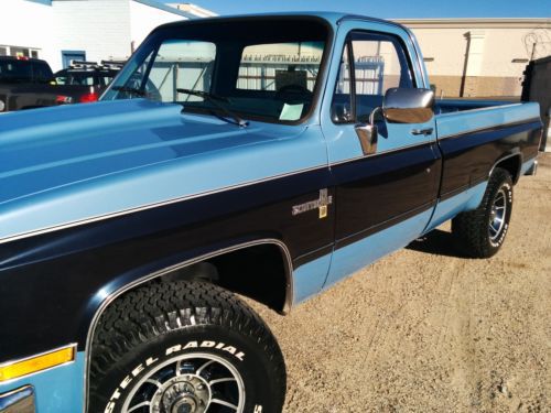 1986 chevrolet 3/4ton restoration, custom additions, beautiful blue paint job