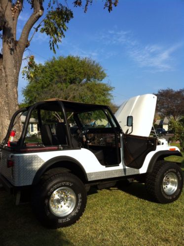 1980 white cj5 in great running condition
