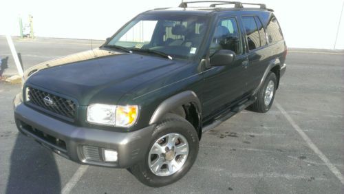 2001 nissan pathinder se~4wd~auto~sunroof~alloy rims~highway miles~excellent