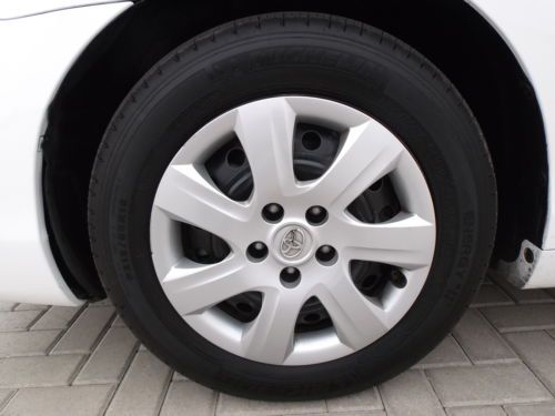 LE Camry 4DR Sedan 2 Owner NO RESERVE, image 15