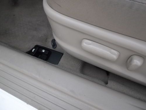 LE Camry 4DR Sedan 2 Owner NO RESERVE, image 17