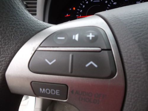 LE Camry 4DR Sedan 2 Owner NO RESERVE, image 21