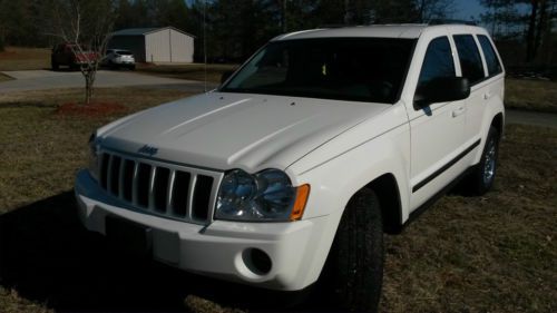 2007 4x4 jeep grand cherokee laredo sport utility 4-door 3.7l