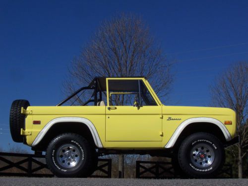 Gorgeous, nicely restored, 1976 ford bronco 302, a/c,  must see, show and go!!