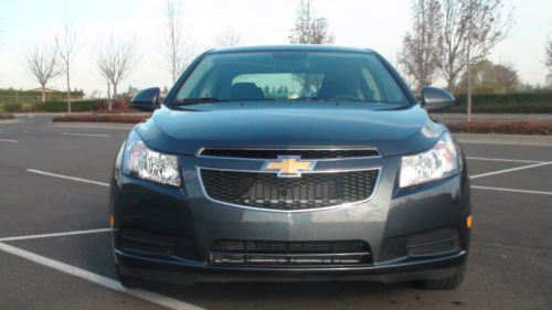 Mint condition 2013 chevy cruse lt