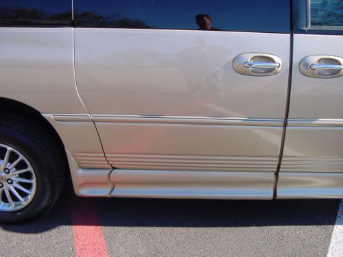 CHRYSLER TOWN & COUNTRY LIMITED HANDICAPPED WHEELCHAIR LIFT VAN LEATHER 99 PICS, US $10,250.00, image 36