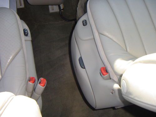 CHRYSLER TOWN & COUNTRY LIMITED HANDICAPPED WHEELCHAIR LIFT VAN LEATHER 99 PICS, US $10,250.00, image 57