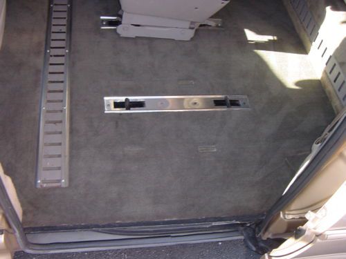 CHRYSLER TOWN & COUNTRY LIMITED HANDICAPPED WHEELCHAIR LIFT VAN LEATHER 99 PICS, US $10,250.00, image 58