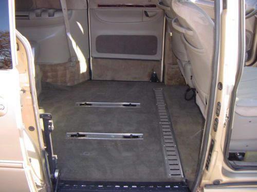 CHRYSLER TOWN & COUNTRY LIMITED HANDICAPPED WHEELCHAIR LIFT VAN LEATHER 99 PICS, US $10,250.00, image 68