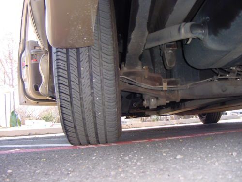 CHRYSLER TOWN & COUNTRY LIMITED HANDICAPPED WHEELCHAIR LIFT VAN LEATHER 99 PICS, US $10,250.00, image 84