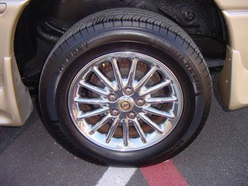CHRYSLER TOWN & COUNTRY LIMITED HANDICAPPED WHEELCHAIR LIFT VAN LEATHER 99 PICS, US $10,250.00, image 85