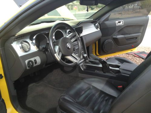 2005 Ford Mustang GT Coupe 2-Door 4.6L, image 7