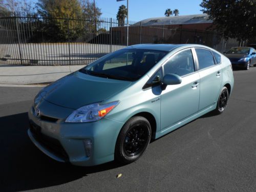 2013  toyota prius