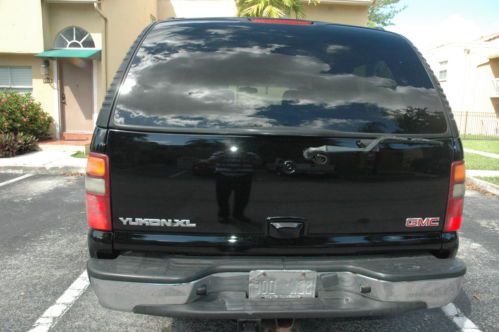 2003 GMC Yukon XL 1500 SLT Sport Utility 4-Door 5.3L, image 3