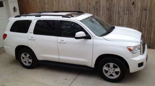 2011 toyota sequoia sr5 sport utility 4-door 4.6l