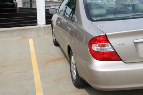 Toyota Camry XLE (leather, Sunroof, 6 Disc Changer), image 7