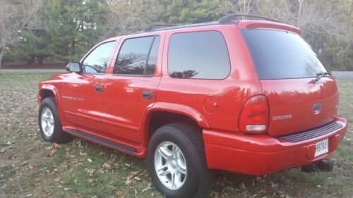 2000 dodge durango r/t suv truck  5.9 magnum  excellent cond! 7 passenger awd