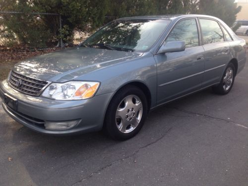 2003 toyota avalon xls touring,so clean you can eat off it!! jbl sound leather!