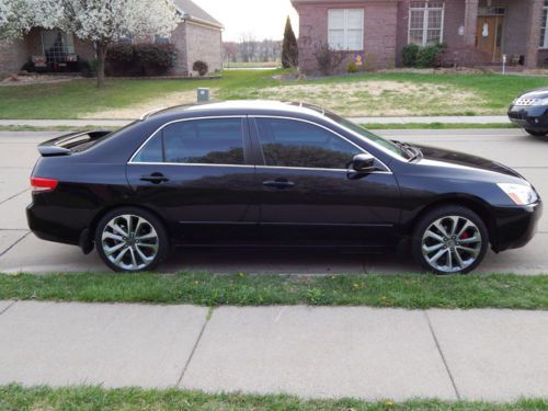 2003 honda accord ex sedan -  72k miles on new motor! rebuilt transmission!