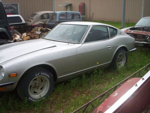 1971 datsun 240z silver 2dr straight 6cyl 4 speed