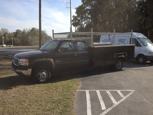 2002 gmc 3500 dually duramax diesel with 11' reading utility body