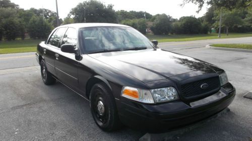 2003 ford crown victoria police interceptor sedan 4-door 4.6l