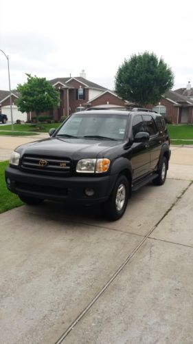 Immaculate 2003 Toyota Sequoia Brand New Engine, DVD, Loaded, image 2