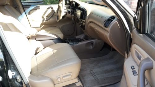 Immaculate 2003 Toyota Sequoia Brand New Engine, DVD, Loaded, image 13