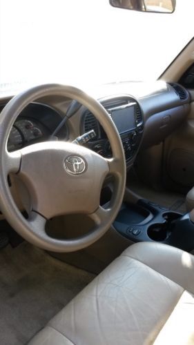 Immaculate 2003 Toyota Sequoia Brand New Engine, DVD, Loaded, image 23