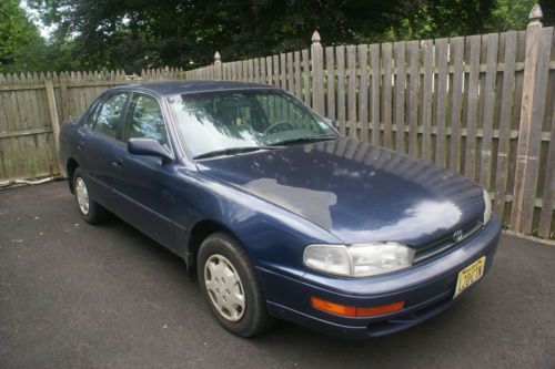 1994 toyota camry le sedan 4-door 2.2l