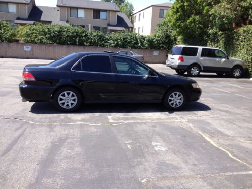 2002 honda accord se sedan 4-door 2.3l ulev  vtec