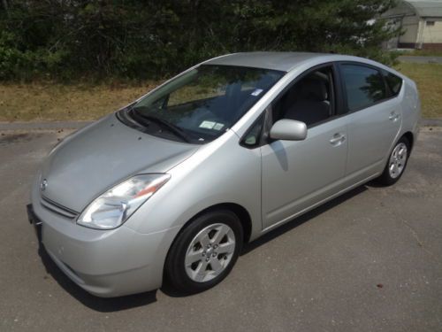 2005 toyota prius!!! clean car!! think hybrid energy!!! no reserve!