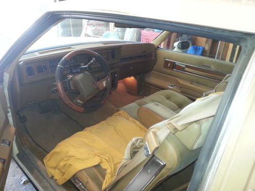 1986 Oldsmobile Cutlass Supreme Brougham Coupe 2-Door 5.0L, image 4