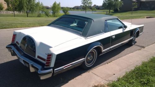 1979 Lincoln Continental Bill Blass Hardtop 2-Door 6.6L, image 2