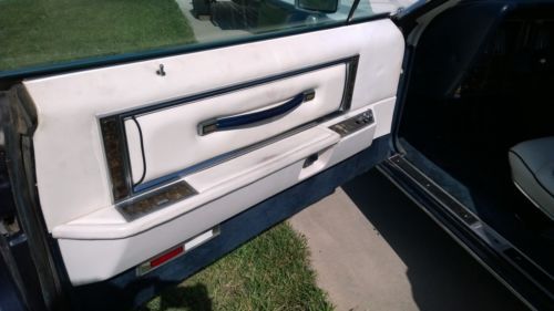 1979 Lincoln Continental Bill Blass Hardtop 2-Door 6.6L, image 3