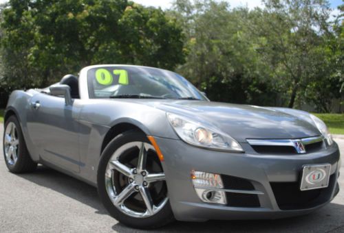 2007 saturn sky convertible 2.4l 4cyl, 5-speed manual, just 1 owner, no reserve.