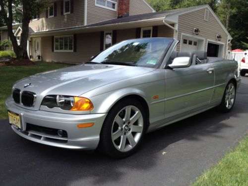 2001 bmw 325ci sport convertible 2-door 2.5l