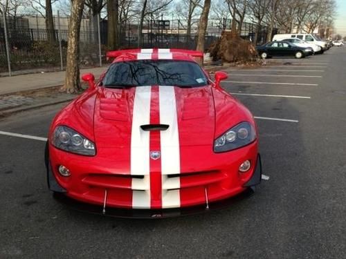 2009 dodge viper srt-10 coupe 2-door 8.4l