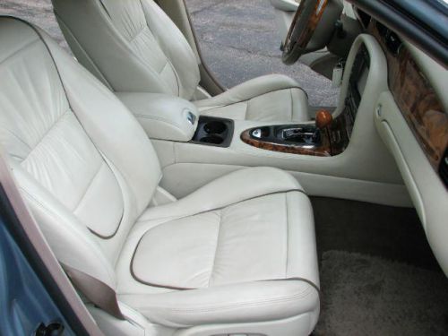 2005 jaguar xj vanden plas