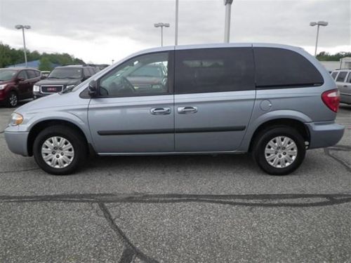 2006 chrysler town & country base