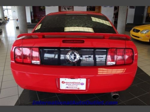 2006 Ford Mustang V6 Deluxe, US $9,995.00, image 7