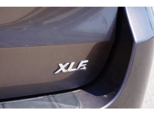 2011 toyota sienna xle